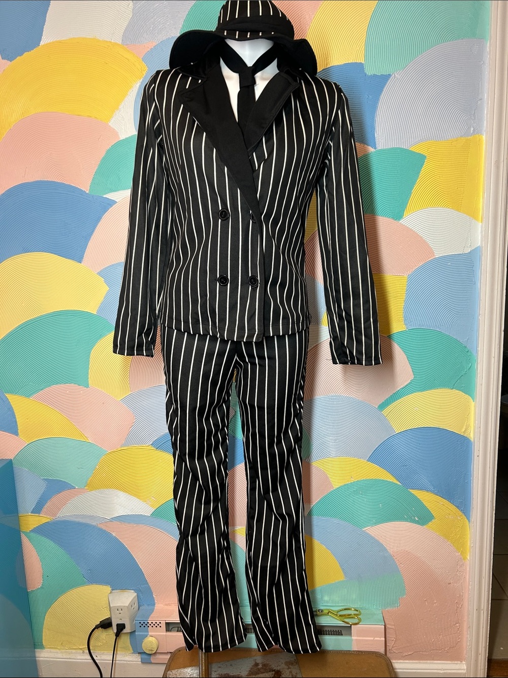 California Costume Gangster Pinstripe Woman’s Blazer 5 piece Set costume sz M